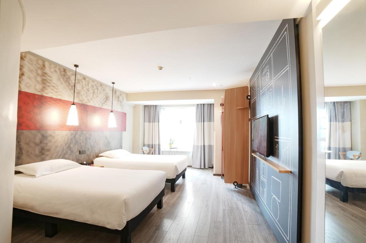 Ibis Chengdu West Jingcui Road Hotel Exterior photo