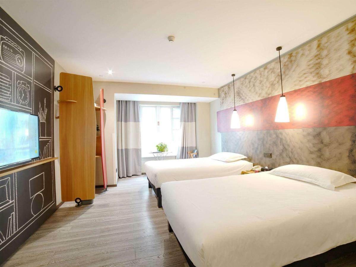 Ibis Chengdu West Jingcui Road Hotel Exterior photo